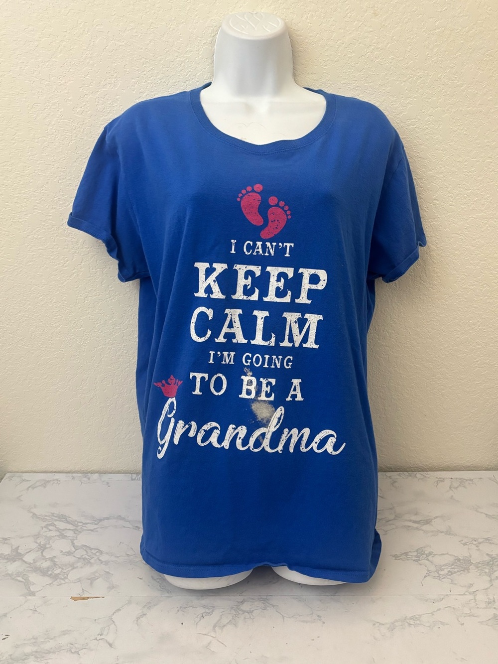 I Can't Keep Calm I'm Going To Be A Grandma Gift T-Shirt Women’s 2XL Blue